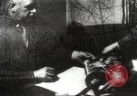 Standbild Armee Fotografen europäische Theater, 1944, aus Sekunde 37 historischem Filmmaterial Videoclip 65675062791