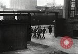 Standbild Ausbildung der US-Armee Fotografen United States USA, 1944, aus Sekunde 21 historischem Filmmaterial Videoclip 65675062792
