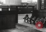 Standbild Ausbildung der US-Armee Fotografen United States USA, 1944, aus Sekunde 26 historischem Filmmaterial Videoclip 65675062792