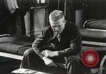 Standbild Armee Fotografen United States USA, 1944, aus Sekunde 10 historischem Filmmaterial Videoclip 65675062793