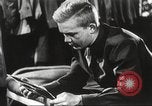 Standbild Armee Fotografen United States USA, 1944, aus Sekunde 39 historischem Filmmaterial Videoclip 65675062793