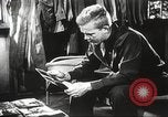 Standbild Armee Fotografen United States USA, 1944, aus Sekunde 56 historischem Filmmaterial Videoclip 65675062793