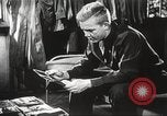 Standbild Armee Fotografen United States USA, 1944, aus Sekunde 57 historischem Filmmaterial Videoclip 65675062793