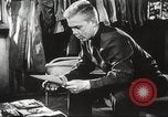 Standbild Armee Fotografen United States USA, 1944, aus Sekunde 61 historischem Filmmaterial Videoclip 65675062793