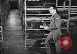 Image US Army des films aux troupes au cours Seconde Guerre Mondiale United States USA, 1943, de la seconde 17 séquences d'archives historiques vidéo 65675062807