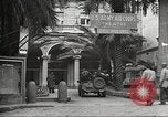 Immagine di American service personale guardare film durante la seconda guerra mondiale Napoli Italia, 1943, secondo 33 filmato di repertorio 65675062809