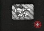 Image le personnel de service américaine regarder des films pendant Seconde Guerre Mondiale théâtre du Pacifique, 1943, de la seconde 41 séquences d'archives historiques vidéo 65675062810