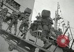 Standbild USA Soldaten Le Havre Frankreich, 1945, aus Sekunde 41 historischem Filmmaterial Videoclip 65675062815
