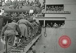 Standbild USA Soldaten Le Havre Frankreich, 1945, aus Sekunde 50 historischem Filmmaterial Videoclip 65675062815