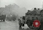 Immagine di Xvi Divisione Corazzate accolti da i cittadini della Repubblica ceca Pilsen Cecoslovacchia, 1945, secondo 15 filmato di repertorio 65675062817