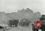 Immagine di Xvi Divisione Corazzate accolti da i cittadini della Repubblica ceca Pilsen Cecoslovacchia, 1945, secondo 16 filmato di repertorio 65675062817