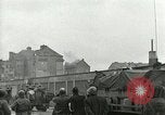Immagine di Xvi Divisione Corazzate accolti da i cittadini della Repubblica ceca Pilsen Cecoslovacchia, 1945, secondo 36 filmato di repertorio 65675062817