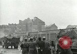 Immagine di Xvi Divisione Corazzate accolti da i cittadini della Repubblica ceca Pilsen Cecoslovacchia, 1945, secondo 42 filmato di repertorio 65675062817