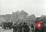 Immagine di Xvi Divisione Corazzate accolti da i cittadini della Repubblica ceca Pilsen Cecoslovacchia, 1945, secondo 47 filmato di repertorio 65675062817