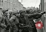 Immagine di Xvi Divisione Corazzate accolti da i cittadini della Repubblica ceca Pilsen Cecoslovacchia, 1945, secondo 54 filmato di repertorio 65675062817