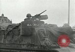Immagine di Xvi Divisione Corazzate accolti da i cittadini della Repubblica ceca Pilsen Cecoslovacchia, 1945, secondo 60 filmato di repertorio 65675062817