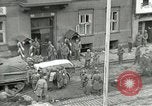 Standbild Tschechische Partisanen guard Gefangenen Pilsen Tschechoslowakei, 1945, aus Sekunde 56 historischem Filmmaterial Videoclip 65675062818