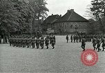 Standbild Alliierten Generäle Ludwigslust Deutschland, 1945, aus Sekunde 7 historischem Filmmaterial Videoclip 65675062820