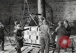 Image ARMÉE Forces de service United States USA, 1944, de la seconde 24 séquences d'archives historiques vidéo 65675062824
