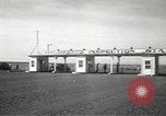 Standbild bewaffnete Schutz von Hanford Site kerntechnische Anlage Richland Washington USA, 1949, aus Sekunde 15 historischem Filmmaterial Videoclip 65675062835