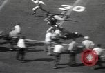 Immagine di Partita di calcio Los Angeles California USA, 1949, secondo 35 filmato di repertorio 65675062837