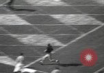 Immagine di Partita di calcio Los Angeles California USA, 1949, secondo 43 filmato di repertorio 65675062837