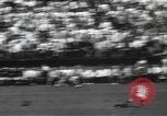 Standbild Fußballspiel Atlanta Georgia USA, 1949, aus Sekunde 25 historischem Filmmaterial Videoclip 65675062838