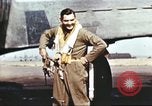 Standbild Captain Clark Gable Polebrook Northamptonshire England, 1943, aus Sekunde 25 historischem Filmmaterial Videoclip 65675062850