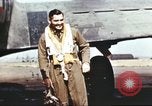 Standbild Captain Clark Gable Polebrook Northamptonshire England, 1943, aus Sekunde 26 historischem Filmmaterial Videoclip 65675062850