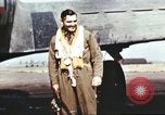 Standbild Captain Clark Gable Polebrook Northamptonshire England, 1943, aus Sekunde 27 historischem Filmmaterial Videoclip 65675062850