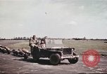 Immagine di I militari americani di unità Polebrook Northamptonshire Inghilterra, 1943, secondo 16 filmato di repertorio 65675062854