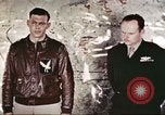 Image US Army Air Force les aviateurs de la 351e groupe bombe lourde Polebrook Northamptonshire Angleterre, 1943, de la seconde 8 séquences d'archives historiques vidéo 65675062855
