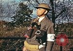 Standbild Air Raid-Warnung United States USA, 1942, aus Sekunde 22 historischem Filmmaterial Videoclip 65675062909