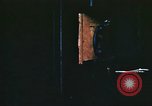 Standbild Air Raid-Warnung United States USA, 1942, aus Sekunde 33 historischem Filmmaterial Videoclip 65675062909