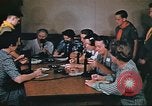 Standbild Air Raid-Warnung United States USA, 1942, aus Sekunde 50 historischem Filmmaterial Videoclip 65675062909
