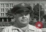 Standbild Luftbrückendenkmals Berlin Deutschland, 1959, aus Sekunde 10 historischem Filmmaterial Videoclip 65675062918