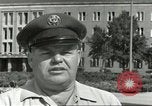 Standbild Luftbrückendenkmals Berlin Deutschland, 1959, aus Sekunde 24 historischem Filmmaterial Videoclip 65675062918