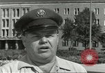 Standbild Luftbrückendenkmals Berlin Deutschland, 1959, aus Sekunde 34 historischem Filmmaterial Videoclip 65675062918