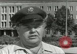 Standbild Luftbrückendenkmals Berlin Deutschland, 1959, aus Sekunde 39 historischem Filmmaterial Videoclip 65675062918
