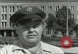 Standbild Luftbrückendenkmals Berlin Deutschland, 1959, aus Sekunde 42 historischem Filmmaterial Videoclip 65675062918