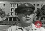 Standbild Luftbrückendenkmals Berlin Deutschland, 1959, aus Sekunde 53 historischem Filmmaterial Videoclip 65675062918