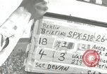 Standbild Luftbrückendenkmals Berlin Deutschland, 1959, aus Sekunde 1 historischem Filmmaterial Videoclip 65675062919