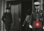 Standbild Elvis Presley Entlassung aus der Armee Friedberg Deutschland, 1960, aus Sekunde 30 historischem Filmmaterial Videoclip 65675062926