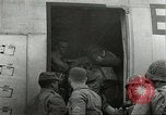 Standbild amerikanischen Fallschirmjäger Europa, 1960, aus Sekunde 31 historischem Filmmaterial Videoclip 65675062927