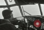 Standbild amerikanischen Fallschirmjäger Europa, 1960, aus Sekunde 46 historischem Filmmaterial Videoclip 65675062927
