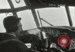 Standbild amerikanischen Fallschirmjäger Europa, 1960, aus Sekunde 47 historischem Filmmaterial Videoclip 65675062927