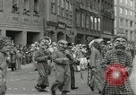 Standbild Fasching Parade München Deutschland, 1960, aus Sekunde 11 historischem Filmmaterial Videoclip 65675062928
