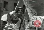 Standbild Fasching Parade München Deutschland, 1960, aus Sekunde 42 historischem Filmmaterial Videoclip 65675062928