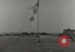 Standbild Go-karts Racing Lakenheath in England, 1960, aus Sekunde 6 historischem Filmmaterial Videoclip 65675062929