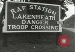 Standbild Go-karts Racing Lakenheath in England, 1960, aus Sekunde 8 historischem Filmmaterial Videoclip 65675062929